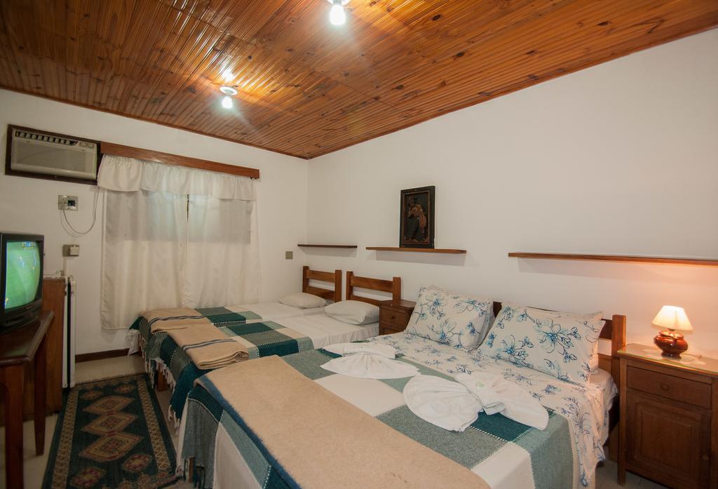 Águas do Pantanal Inn Pousada Miranda Quarto foto